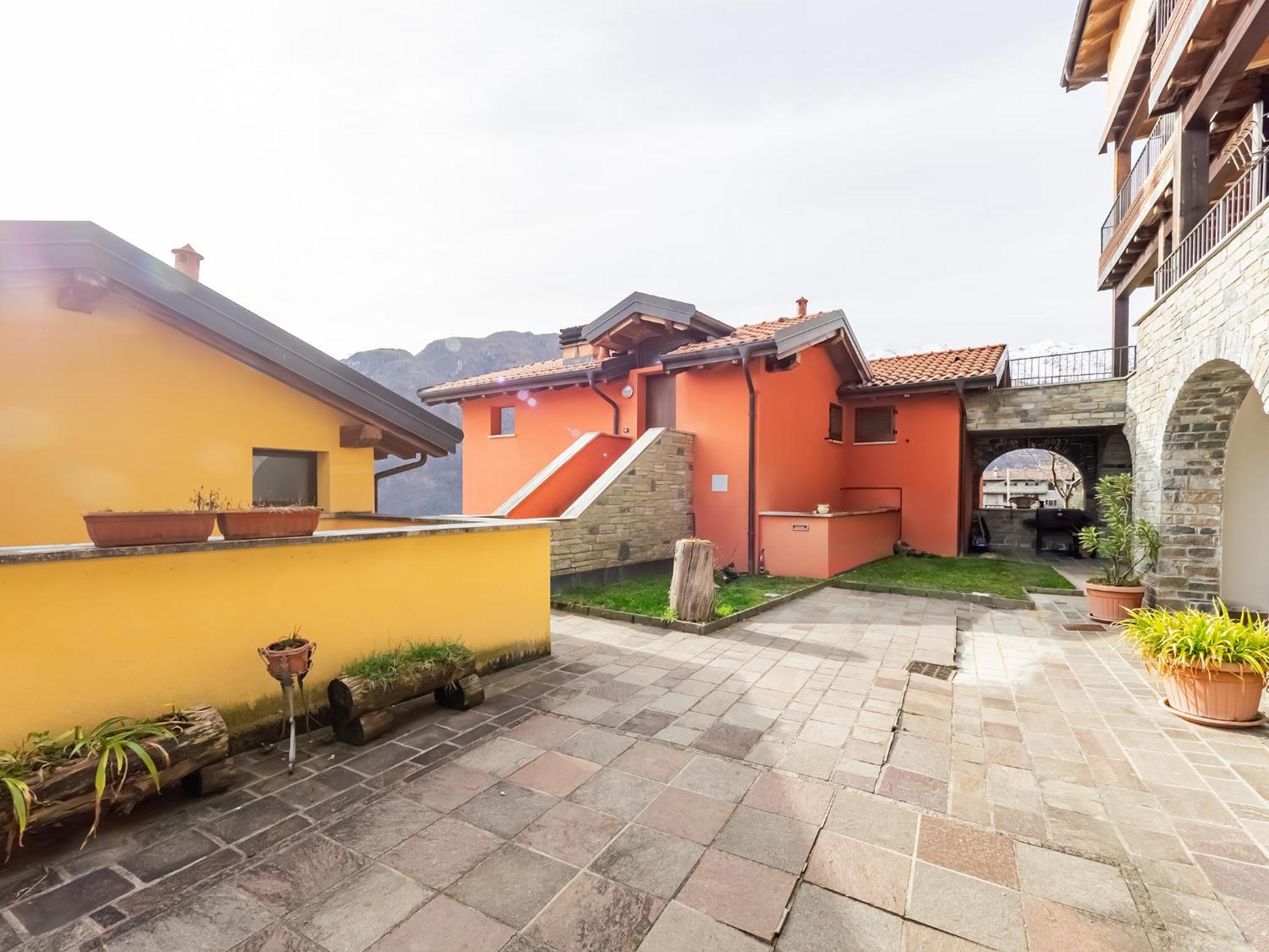 Rododendro House Relax Apartment Morbio Luaran gambar
